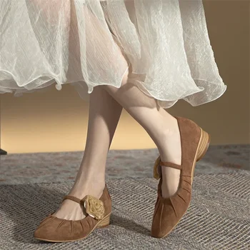 Реколта цвете Мери Джейн обувки велур балет апартаменти нагънат плоски обувки декорация удобни меки кръгли пръсти плоски обувки за жени