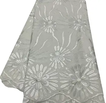 2023 Висококачествена африканска памучна дантелена тъкан в Швейцария Африканска дантела с камъни за приготвяне на рокля AXL1021 чисто бяла