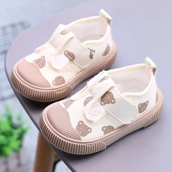 2023 Нова пролет бебе момиче обувки деца есен платно обувки деца ежедневни маратонки корейски карикатура мечка стил деца първи проходилки