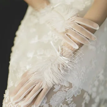 Булчински ръкавици Бели прозират през лък дантелени ръкавици за жени сватбено тържество булчински къси ръкавици окото кожа пълен пръст рокля ръкавици
