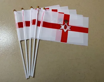 KAFNIK, Северна Ирландия ръчно знаме 14 x 21cm и разклащащо се знаме с пластмасов стълб