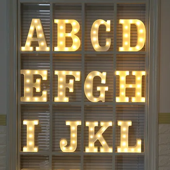 Английска азбука LED писмо светлини светят бели пластмасови букви светещи романтични сватбено тържество украса Коледа 22 см