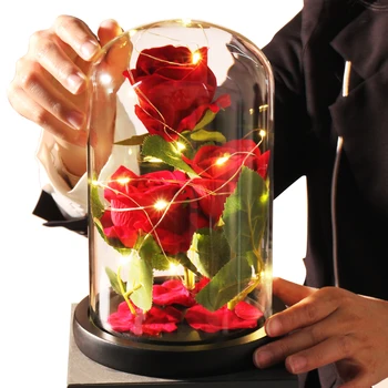 6 Цветна красавица и чудовище Червено изкуствено цвете роза в стъклен купол за подаръци за Свети Валентин LED розови лампи Коледен орнамент