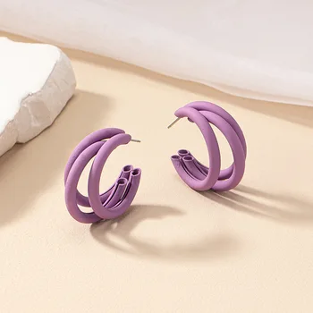Ниша дизайн смисъл мода многослойни кръг обеци женствена ретро макарон цвят малки пресни родословни обеци на едро